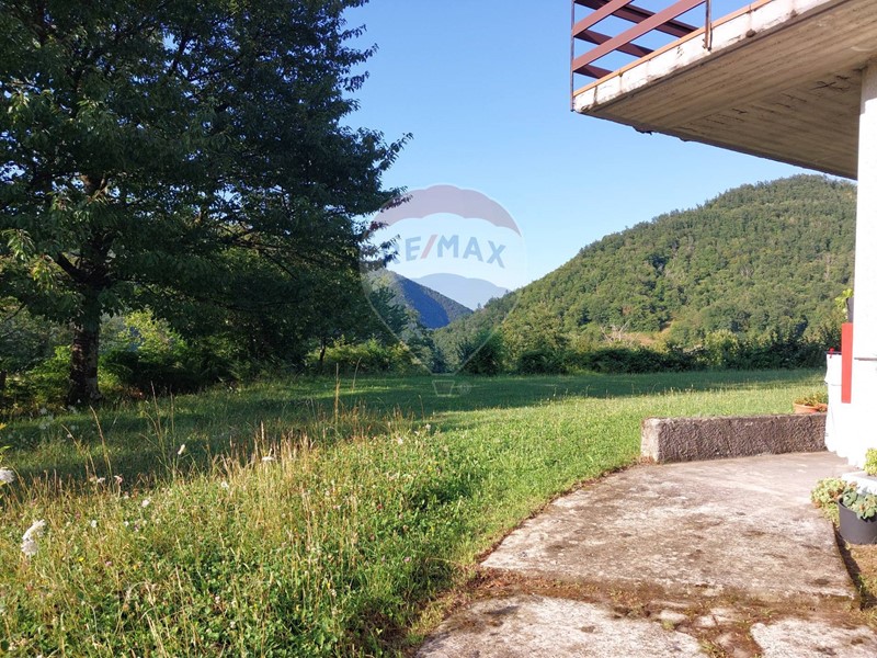 Trilocale in Vendita a Zeri, 39'000€, 54 m²