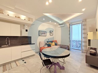 Trilocale in Vendita a Bari, 185'000€, 84 m²