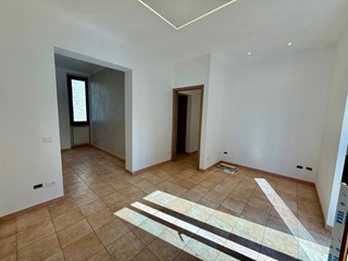 Quadrilocale in Vendita a Alessandria, 148'000€, 100 m²