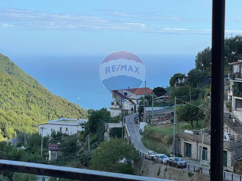 Quadrilocale in Vendita a Ravello, 150'000&euro;, 124 m²