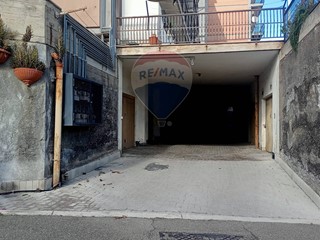 Trilocale in Vendita a Catania, 69'000&euro;, 105 m²