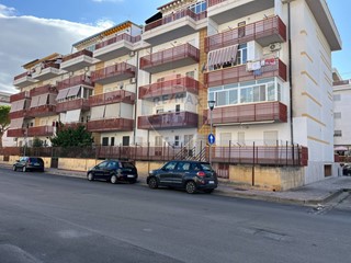 Trilocale in Vendita a Margherita di Savoia, 88'000€, 122 m²