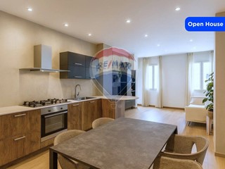 Attico in Vendita a Manfredonia, 280'000€, 160 m²