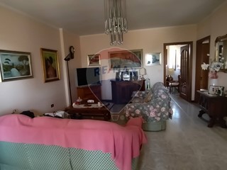 Villa in Vendita a Ficarolo, 255'000€, 239 m²