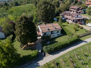 Villa in Vendita a Agliè, 410'000€, 210 m²