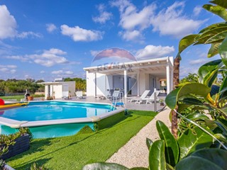 Villa in Vendita a Ispica, 355'000&euro;, 130 m²