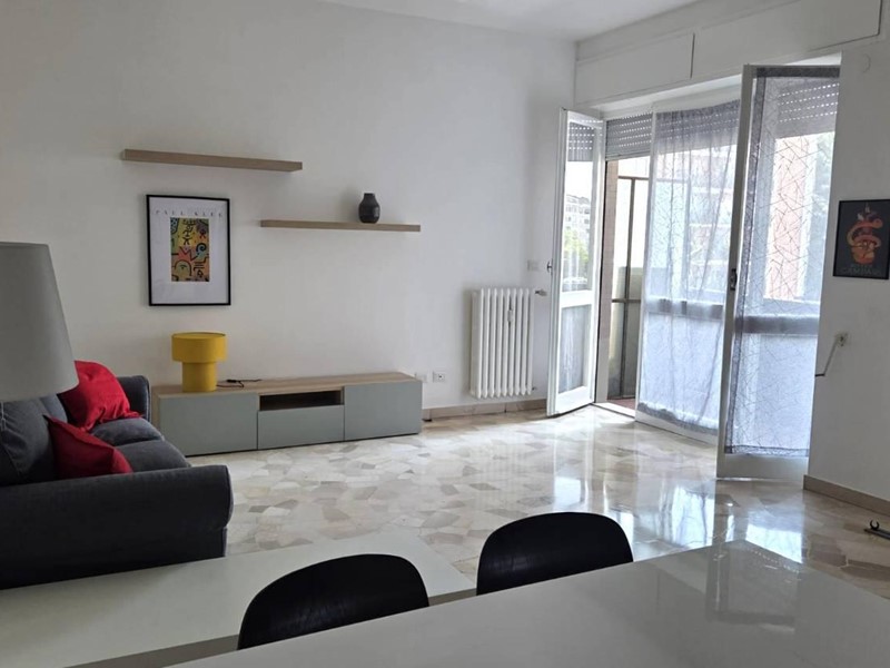 Bilocale in Affitto a Sesto San Giovanni, 967€, 71 m², arredato