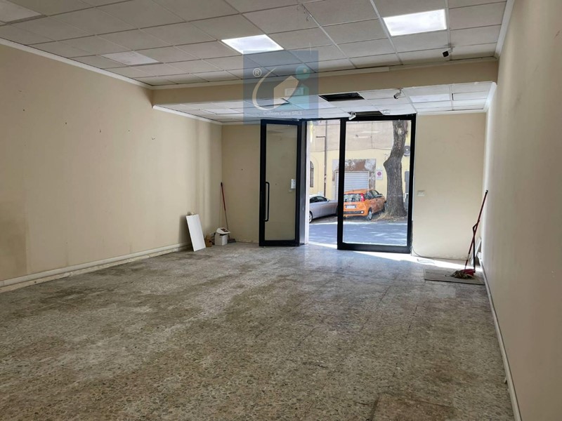 Immobile commerciale in Affitto a Monterotondo, 900€, 66 m²