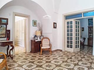 Villa in Vendita a Nardò, 600'000€, 184 m², arredato