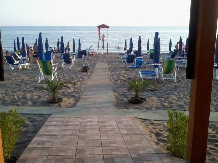 Casa Indipendente in Affitto a Sanremo, 6'500€, 200 m², arredato