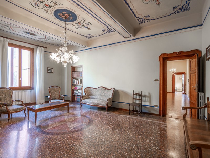 Appartamento in Vendita a Minerbio, 251 m²