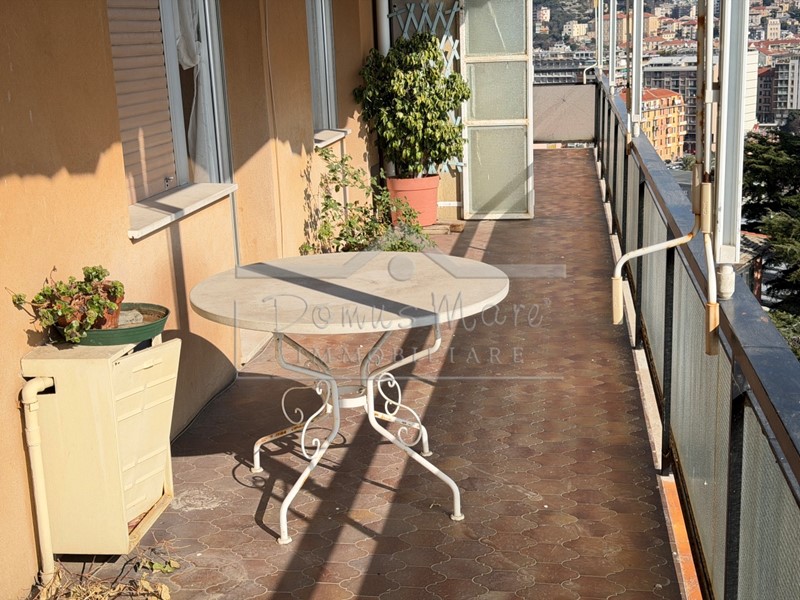 Appartamento in Vendita a Savona, 295'000&euro;, 146 m²