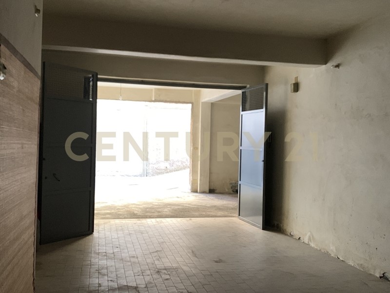 Box in Vendita a Mascalucia, 29'000€, 39 m²