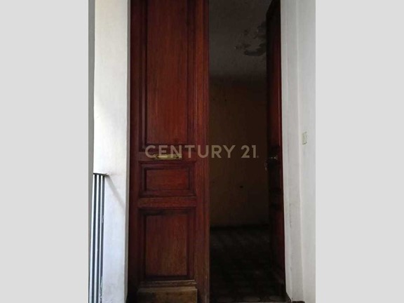 Casa Indipendente in Vendita a Santa Maria di Licodia, 109'000€, 200 m²