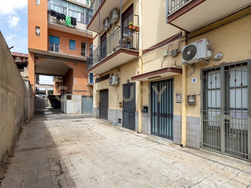 Trilocale in Vendita a Catania, 129'000&euro;, 93 m²