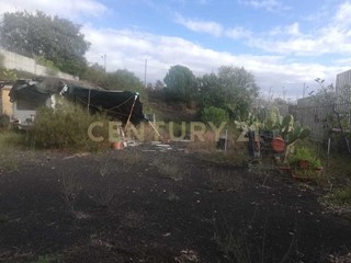 Terreno edificabile in Vendita a Nicolosi, 124'000€, 2054 m²