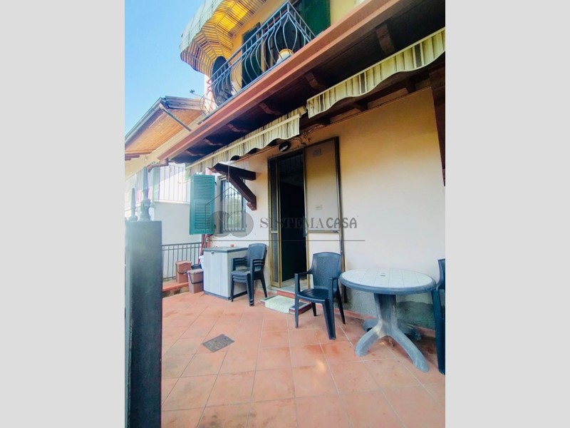 Quadrilocale in Vendita a Santo Stefano di Magra, zona Ponzano Magra, 145'000€, 200 m²