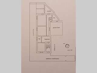 Appartamento in Vendita a Catania, 79'000&euro;, 140 m²