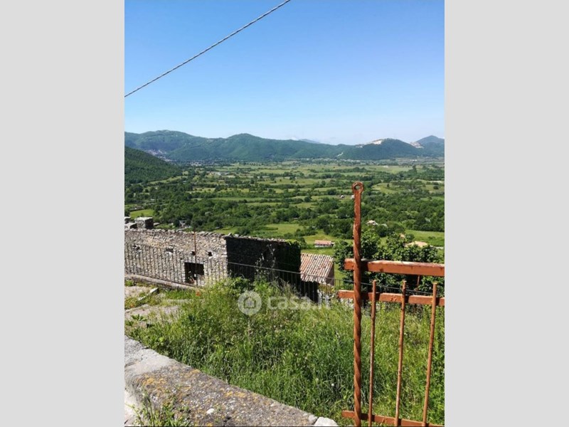 Casa Indipendente in Vendita a Pereto, 20'000&euro;, 45 m²