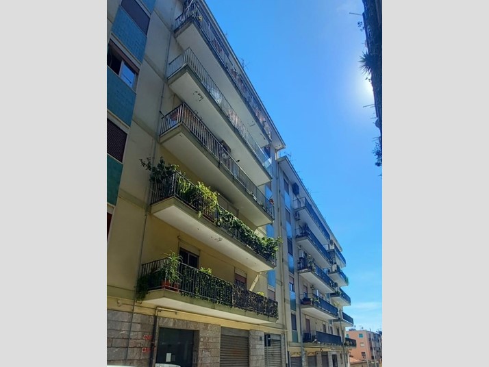 Quadrilocale in Vendita a Messina, 107'000€, 115 m²