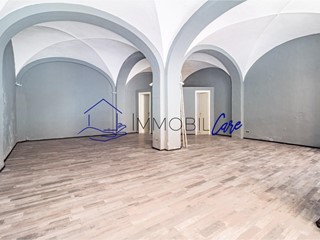 Immobile commerciale in Affitto a Pisa, 775€, 70 m²