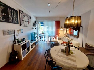 Appartamento in Vendita a Viareggio, 258'000€, 75 m², arredato