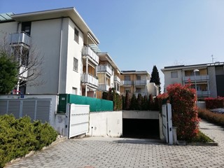 Box in Vendita a Giussano, 15'375€, 29 m²