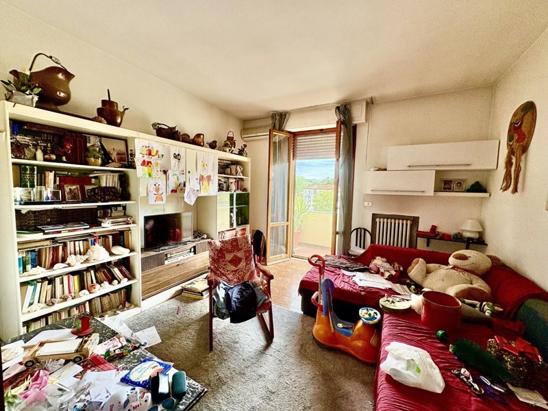 Appartamento in Vendita a Castelfiorentino, 130'000€, 112 m², con Box