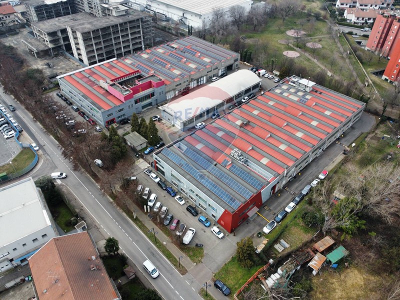 Ufficio in Vendita a Pero, 7'000'000€, 5185 m²