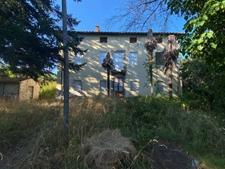 Rustico in Vendita a Lucca, 500'000€, 710 m²