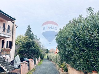 Casa Indipendente in Vendita a Montescudaio, 130'000€, 60 m²