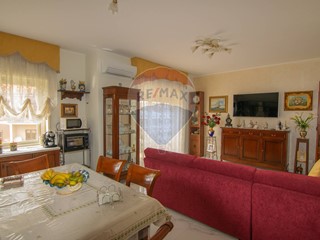Appartamento in Vendita a Catania, 248'000&euro;, 131 m²