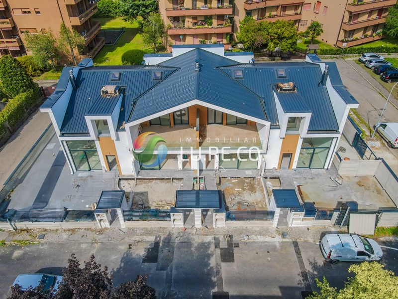 Villa in Vendita a Vimercate, 758'300€, 280 m²