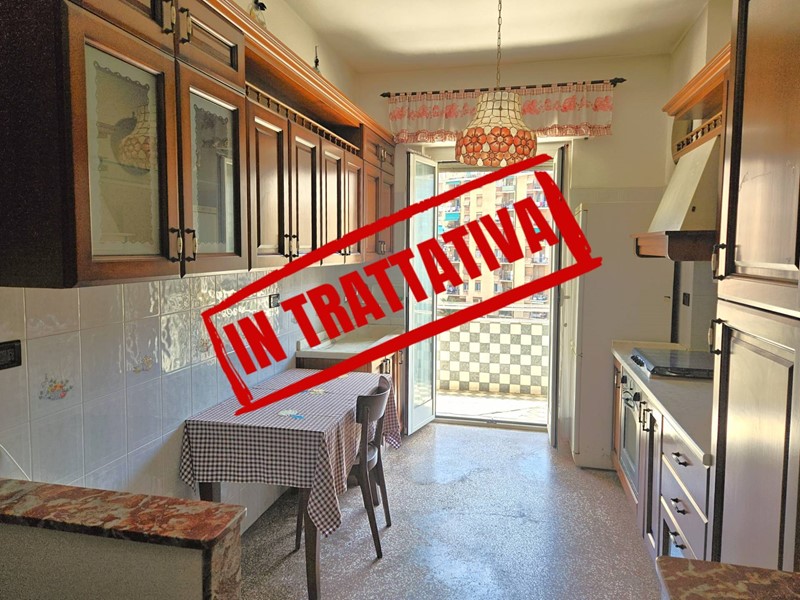 Appartamento in Vendita a Genova, 63'000€, 73 m²