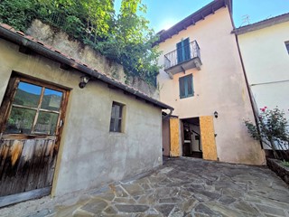 Casa Indipendente in Vendita a Abetone Cutigliano, 68'000€, 123 m²