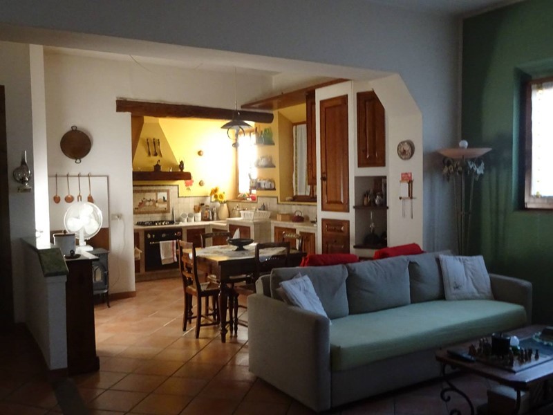 Rustico in Vendita a Montespertoli, 295'000€, 110 m²