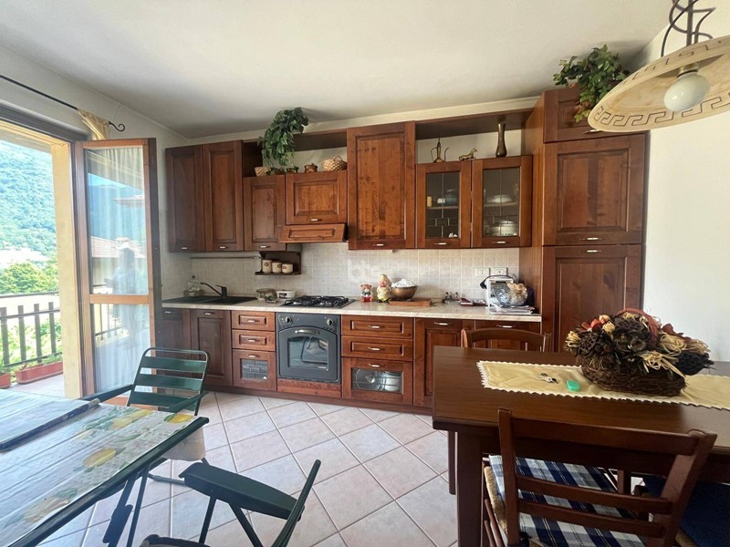 Bilocale in Vendita a Ranzanico, 135'000€, 70 m²