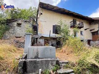 Rustico in Vendita a Quart, 110'000€, 130 m²