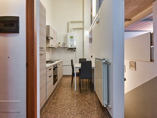 Bilocale in Vendita a Paderno Dugnano, 150'000€, 83 m²