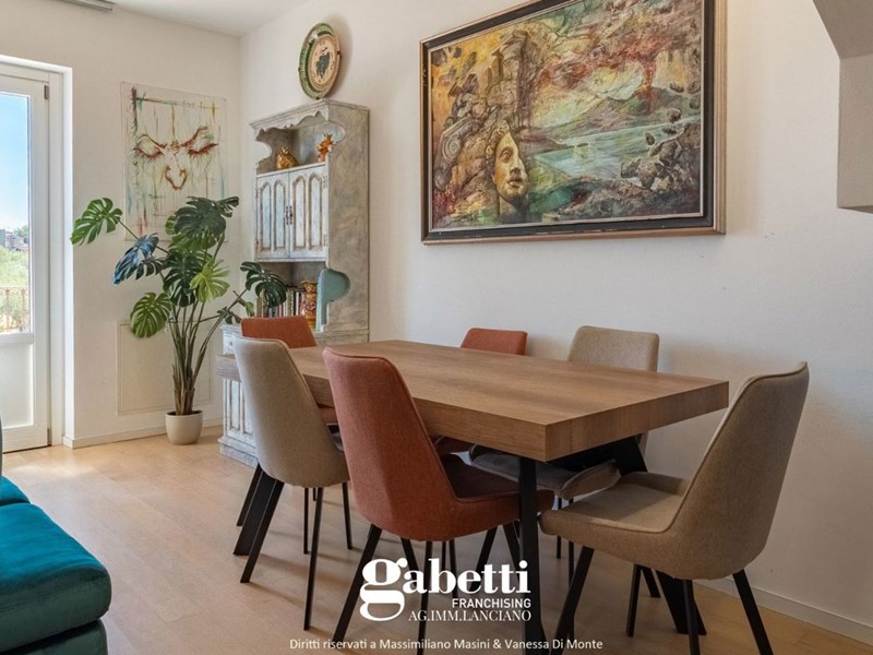 Trilocale in Vendita a Treglio, 170'000€, 124 m², arredato