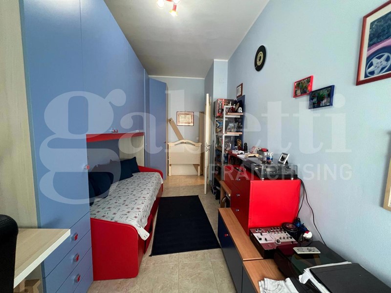 Appartamento in Vendita a Siracusa, 115'000&euro;, 148 m²