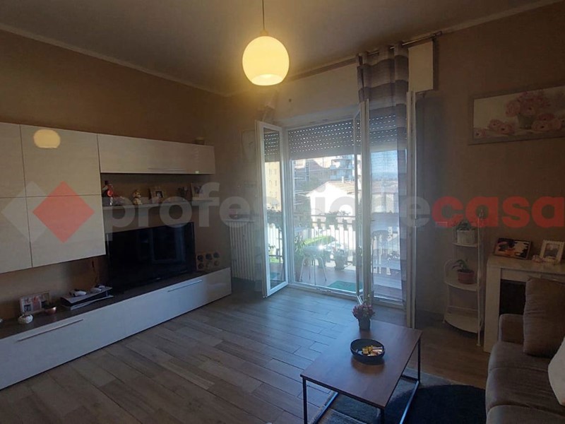 Trilocale in Vendita a Cerro Maggiore, 150'000€, 98 m²