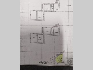 Casa Indipendente in Vendita a Castello di Brianza, 320'000€, 420 m²