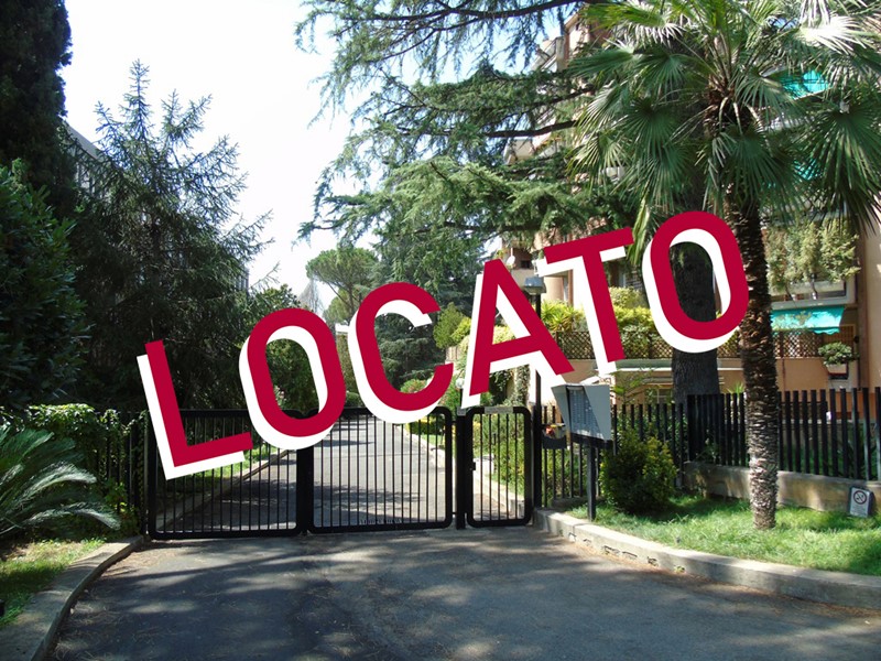 Trilocale in Affitto a Roma, 1'250€, 83 m², arredato