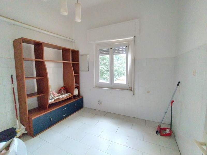 Trilocale in Vendita a Savona, 88'000€, 60 m²