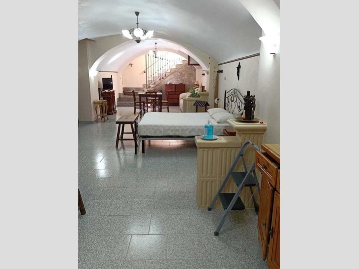 Monolocale in Vendita a Maglie, 32'000€, 68 m², arredato