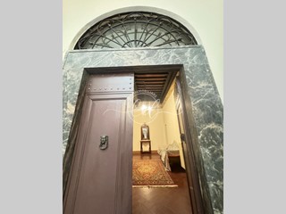 Appartamento in Affitto a Pietrasanta, 1'100€, 157 m², arredato