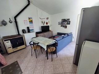 Casa Indipendente in Vendita a Montescudo Monte Colombo, 220'000€, 150 m², arredato, con Box