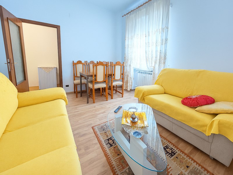 Trilocale in Vendita a Vezzano Ligure, zona prati, 90'000€, 80 m²