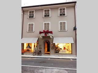 Bilocale in Affitto a Carrara, zona Marina di Carrara, 3'000€, 40 m², arredato